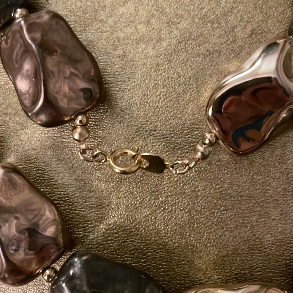 Metallic Rocks Necklace - Picture 2 of 3